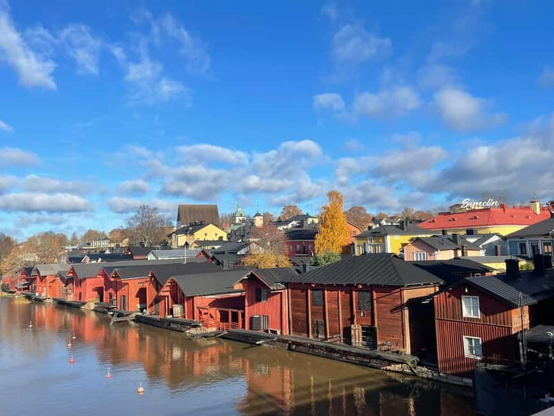 Private Medieval Porvoo by Car from Helsinki - The Porvoo walk: 2.5 hours of wooden-house time travel