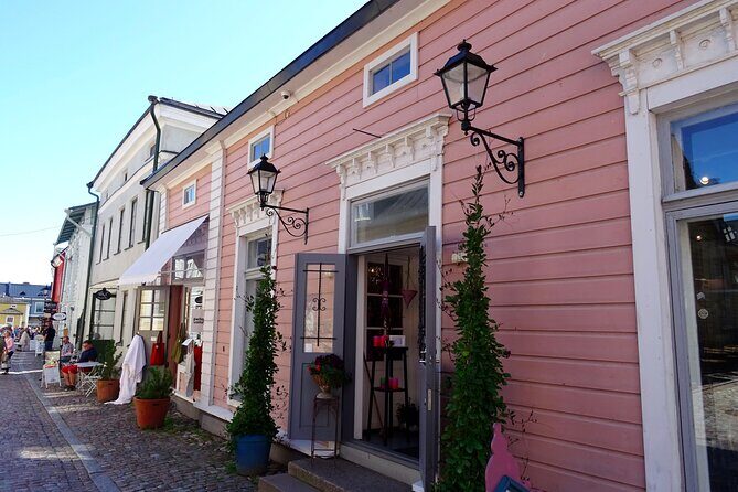 Private National Park and Porvoo Old Town tour from Helsinki - Entering the forest: why this Helsinki day tour feels like two trips