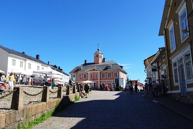 Private National Park and Porvoo Old Town tour from Helsinki - Helsinki pickup and the ride to Sipoonkorpi National Park