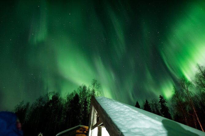 Private Northern Lights Hunting Expedition - What the Night Feels Like: Waiting, Warmth, and Sudden Movement