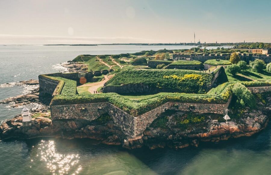 Private tour to Suomenlinna and Helsinki - Group Size, Language, and Mobility: What to Expect Day-Of