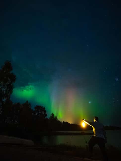 Rovaniemi: Aurora Hunt with Money-Back Guarantee and Photo - Driving range: Finland and Sweden means one big “don’t forget”