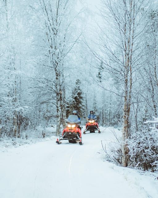 Rovaniemi: Early Winter 2 Hour Snowmobile Safari - At Apukka Resort: where the winter setup starts