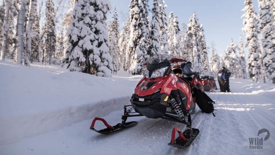 Rovaniemi: Easy Snowmobile Safari - Pickup around Rovaniemi (and why meeting time matters)
