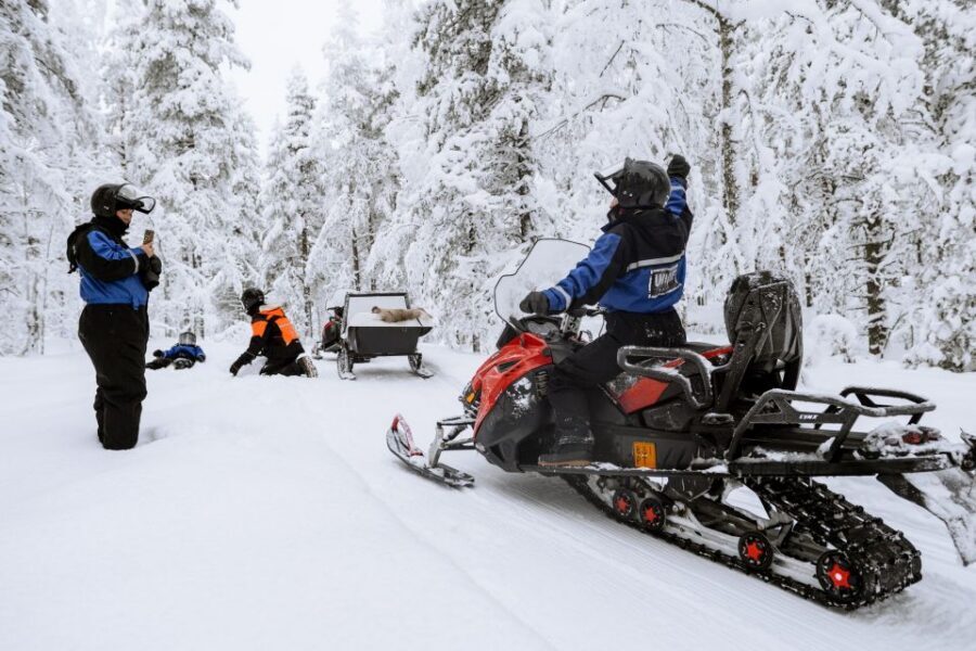 Rovaniemi: Easy Snowmobile Safari - How the briefing + gear make first-time driving actually simple