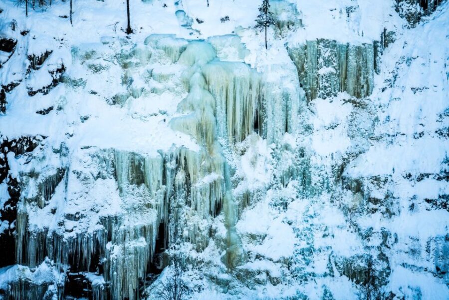 Rovaniemi: Frozen Waterfalls of Korouoma Canyon & Pro Photos - The winter hike: around 5 km through slippery uphills and downhills