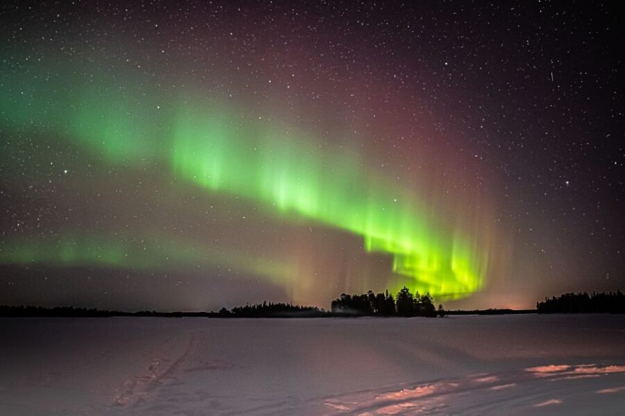 Rovaniemi: Guaranteed Ultimate Aurora Hunt with Photographer - Where You Might Go: Lakes, Hills, Roads, and Border-Crossing Flexibility