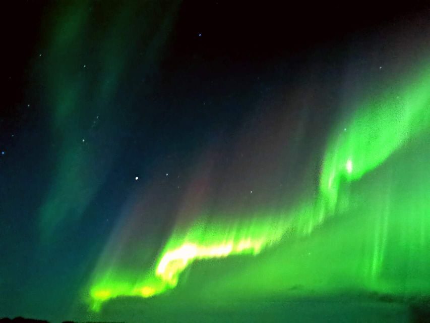 Rovaniemi Hunting Aurora at the Best Spots - What to bring and how to act once you’re outside