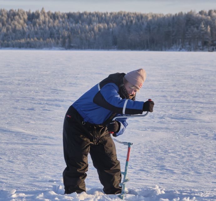 Rovaniemi: Ice-Fishing like a Finn - On the ice: drilling, reindeer-skin comfort, and how you start fishing