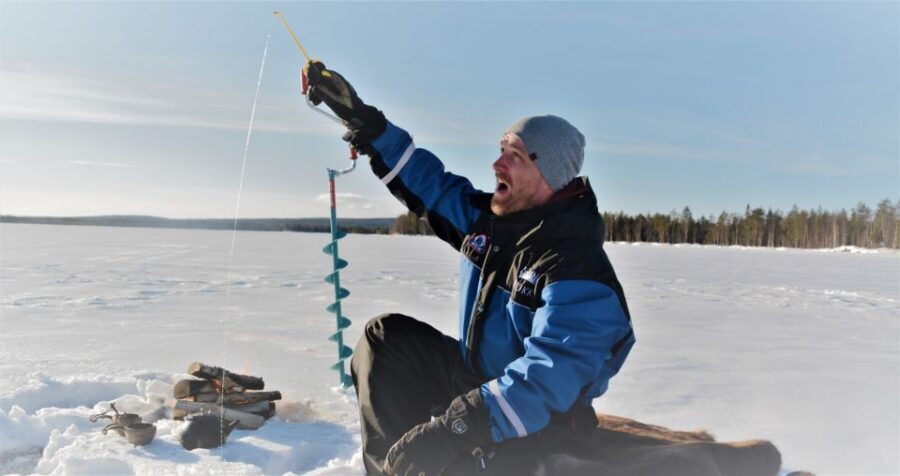 Rovaniemi: Ice-Fishing like a Finn - Pickup, shuttle, and the 2.5-hour rhythm on the clock