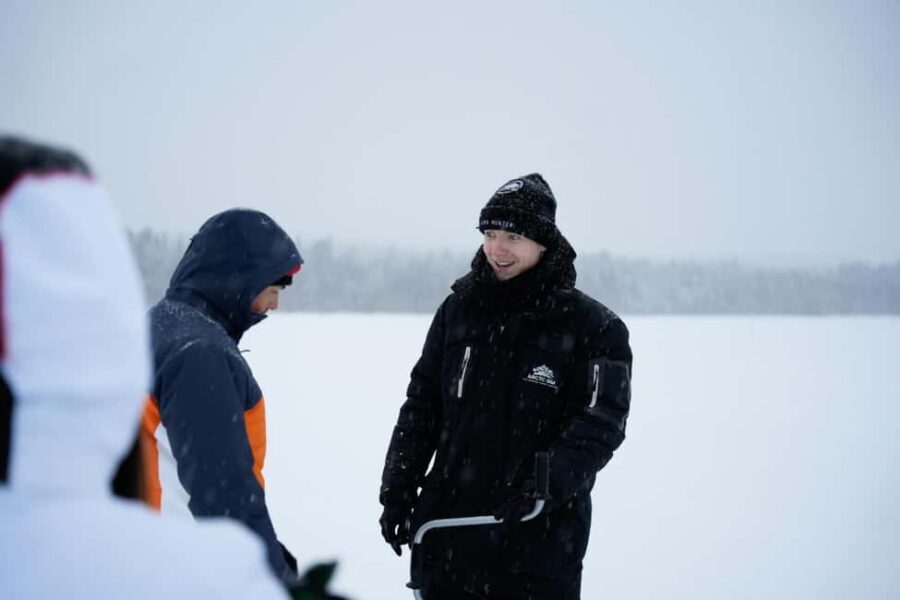 Rovaniemi: Ice Fishing Small Group Tour & Barbeque - Gear and clothing: how to stay warm without overthinking it