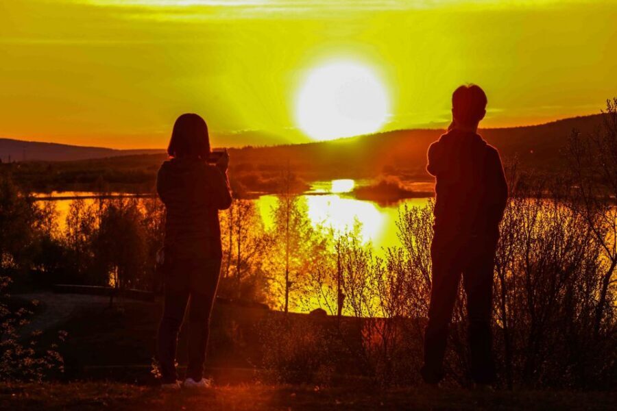 Rovaniemi: Midnight Sun Photography Tour - Midnight sun photography is about timing, not luck