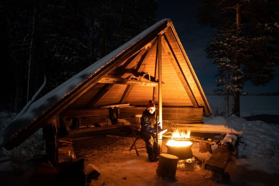 Rovaniemi: Night Sky lappish Barbecue - Campfire viewing and guide talk: where the magic becomes understandable