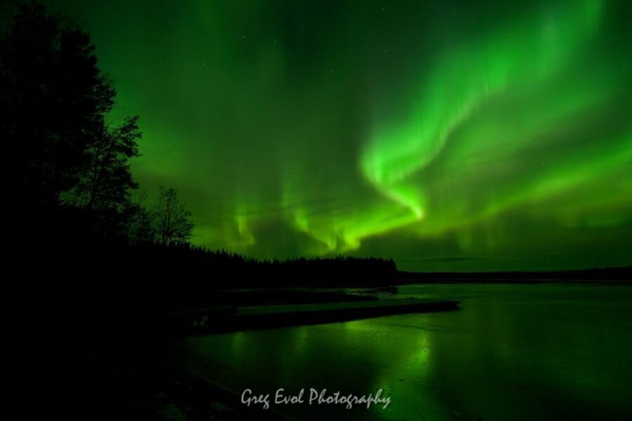 Rovaniemi: Northern Lights Hunting in Lappish old cottage - The open-fire cooking stop: BBQ comfort in the crisp air