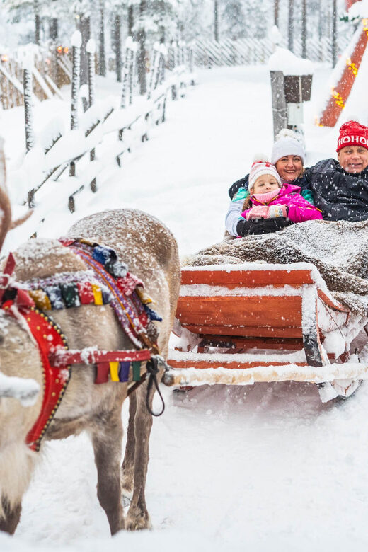 Rovaniemi: Private Pro Photoshoot in Santa Claus Village - Entering Santa Claus Village With a Pro, Not a Camera Trial