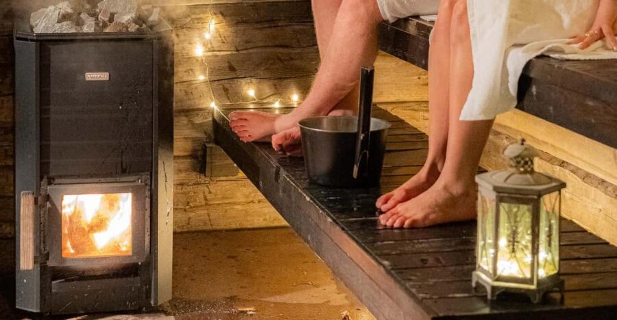 Rovaniemi: Private Sauna and Ice Swimming Tour with Snacks - From Your Hotel to a Private Lakeside Sauna