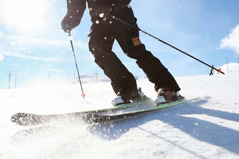 Rovaniemi: Slalom and Alpine Skiing - Meeting at Nordic Unique Travels (and why it simplifies your logistics)