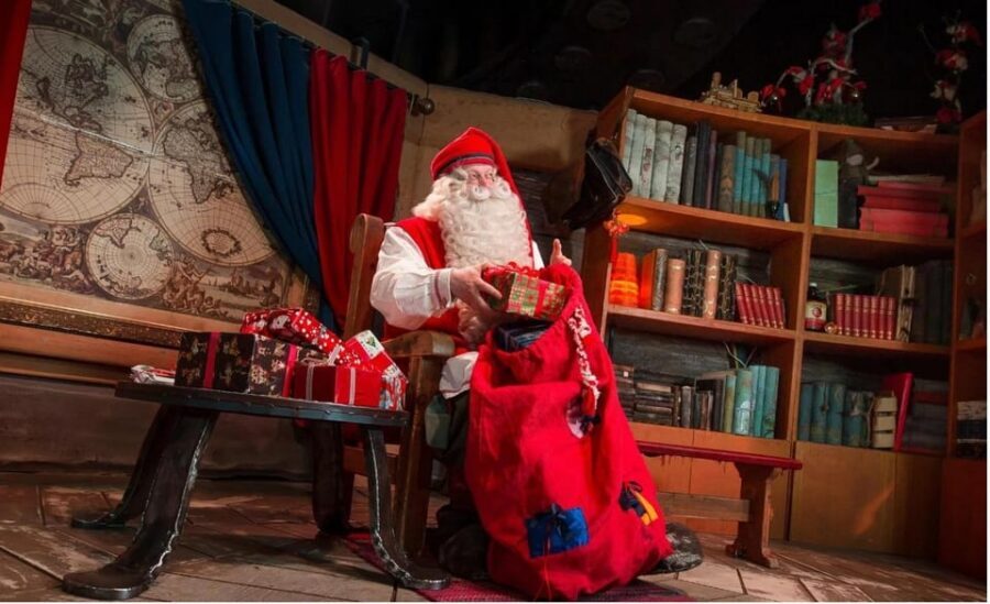 Rovaniemi: Tour to Santa Claus Village with Hotel pick up - What’s included vs. what’s not: keeping your budget honest