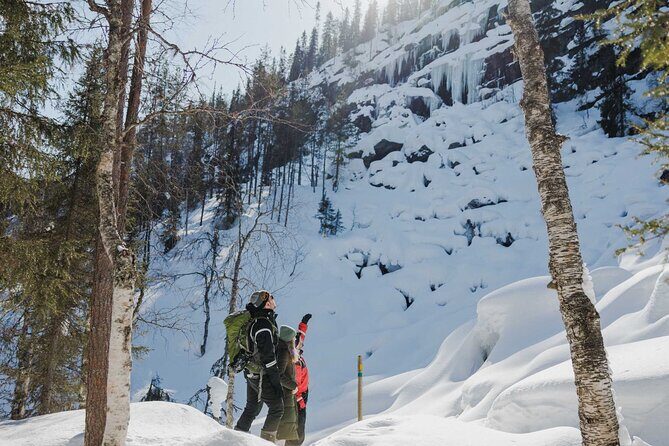 Rovaniemi - Visit to The Frozen Waterfalls of Korouoma - Gear and clothing: what’s included and what you still bring