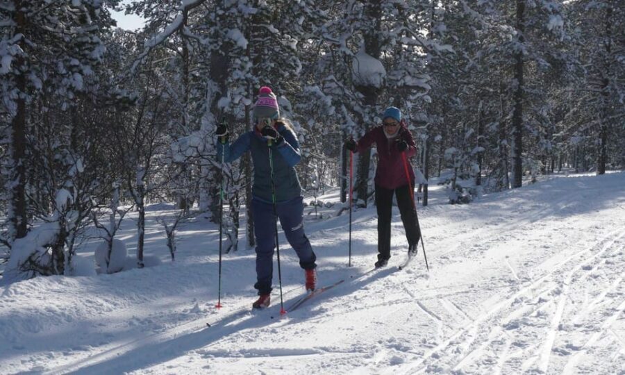 Saariselkä: Cross-Country Ski Lesson - Classic vs Freestyle in Lapland: Picking the Right Style for Your Goals