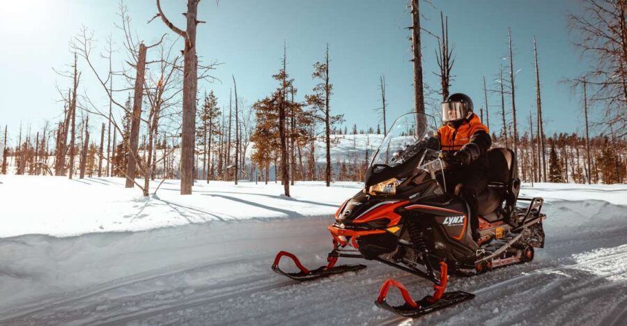 Saariselkä: Snowmobile Adventure for Adults - Saariselkä snowmobile country: what makes this ride feel different