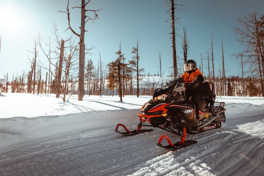 Saariselkä: Snowmobile Adventure for Adults - What your 3 hours actually feel like on the snowmobile