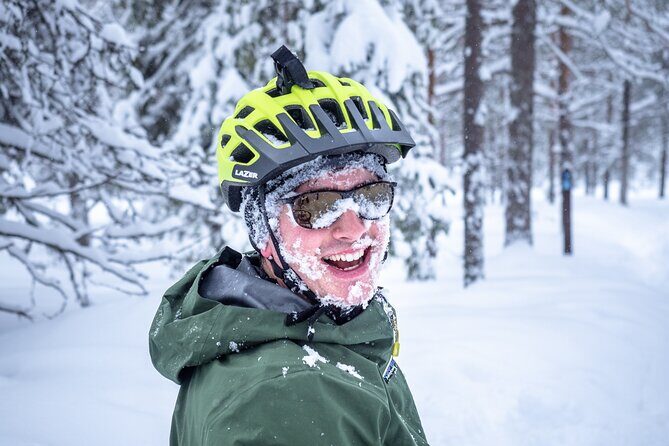 Scenic electric fat bike group ride in Rovaniemi - Downtown to Kemijoki River: the warm-up you actually feel good about