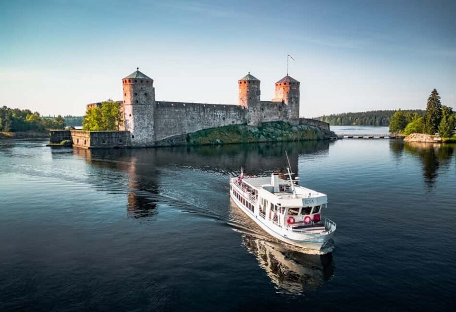 SIGHTSEEING CRUISE AROUND SAVONLINNA - Olavinlinna Castle: the view you can’t fake on foot
