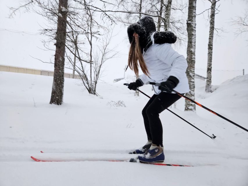 Ski or Snowshoe rental in Sea Lapland - Choosing skis or snowshoes: what fits your day better