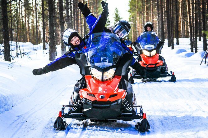 Snowmobile Safari in the Nature - Morning start - Stop 1: Lapland Welcome and the route into the wild