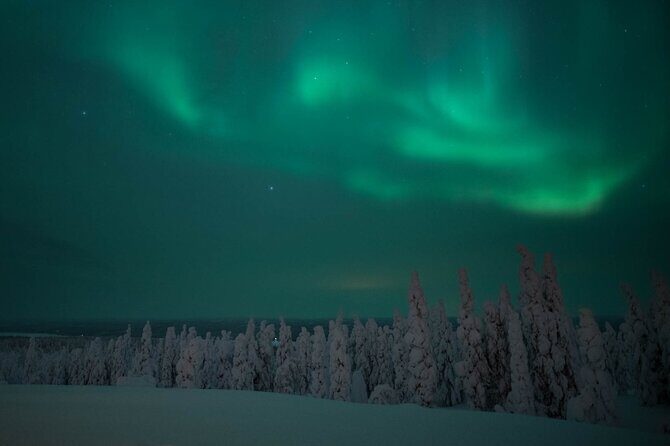 Snowmobile Safari to Search for the Northern Lights - Who this snowmobile aurora safari is best for
