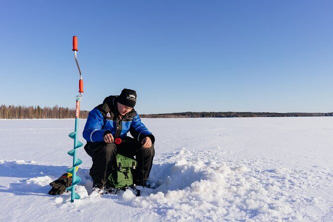 Snowmobiling and ice fishing in Apukka Resort, Rovaniemi - Timing, Groups, and Getting the Most Out of Your 3 Hours