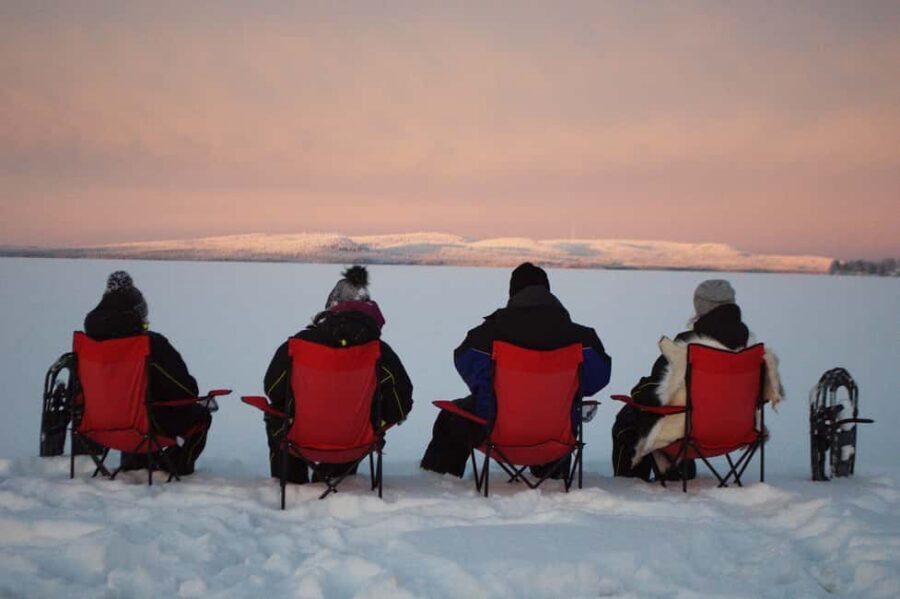 Snowshoe experience with traditional beverages in Lapland - Key things to know before you go