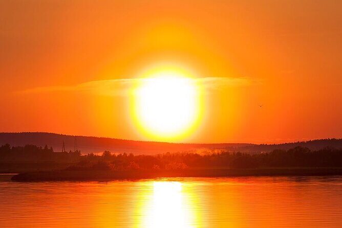 Sunset at the Arctic Circle - Lapland Welcome Safari Office: How the Tour Starts Smoothly