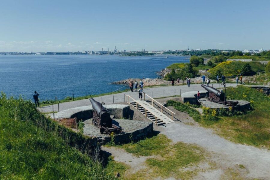 Suomenlinna: Private Tour with an Authorized Guide - Key highlights that matter in real life