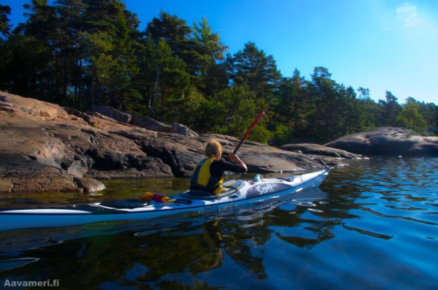 Turku Archipelago: Sea Kayaking Day Tour - The big break: lunch on a wild island and time to slow down