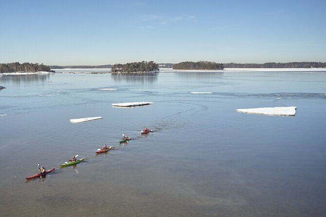 Winter kayaking in Eastern Helsinki archipelago - Cold-water reality: how the equipment keeps you comfortable