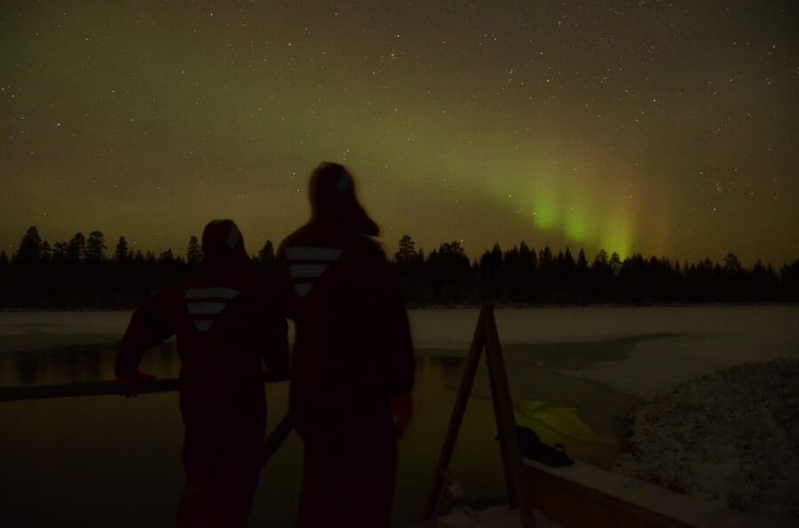 Ylläs: Seeking Northern Lights Photo Tour - Ylläs Aurora Photo Tour: what makes it feel different from plain aurora chasing